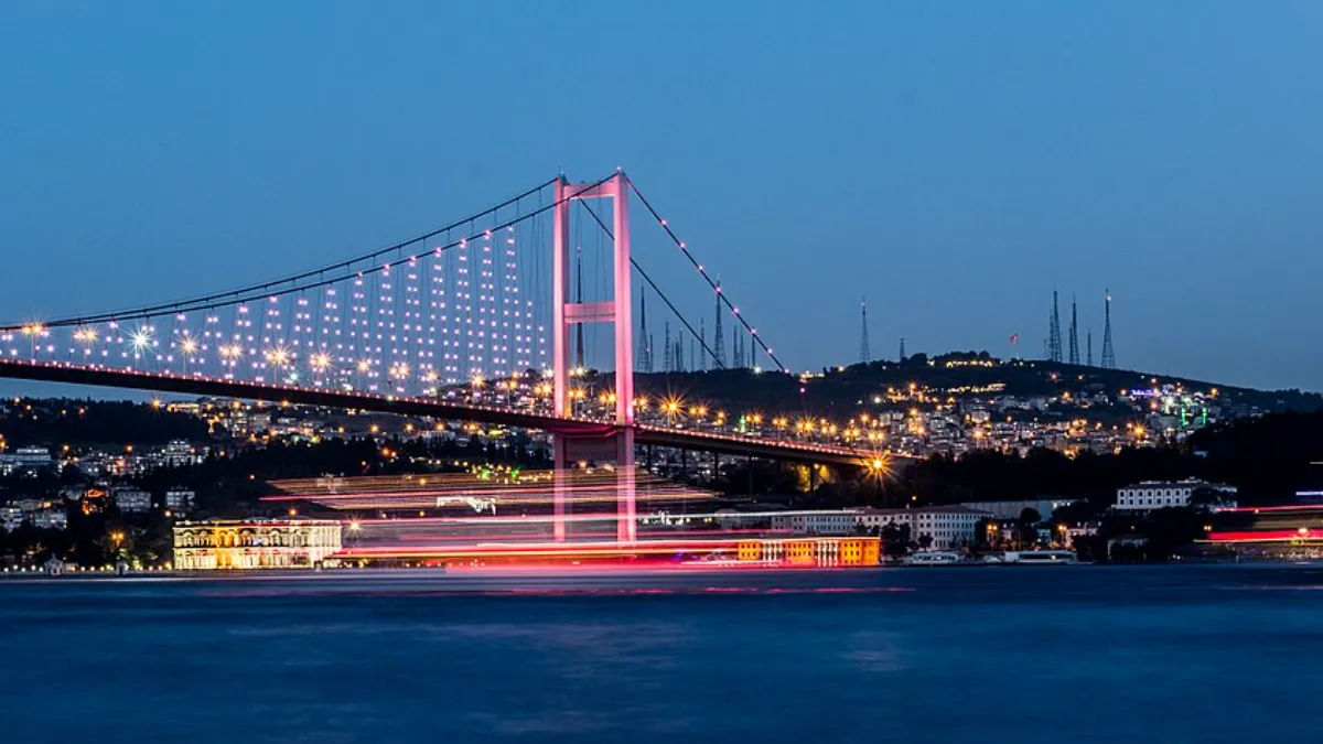 Bosphorus Bridge in Istanbul at dusk