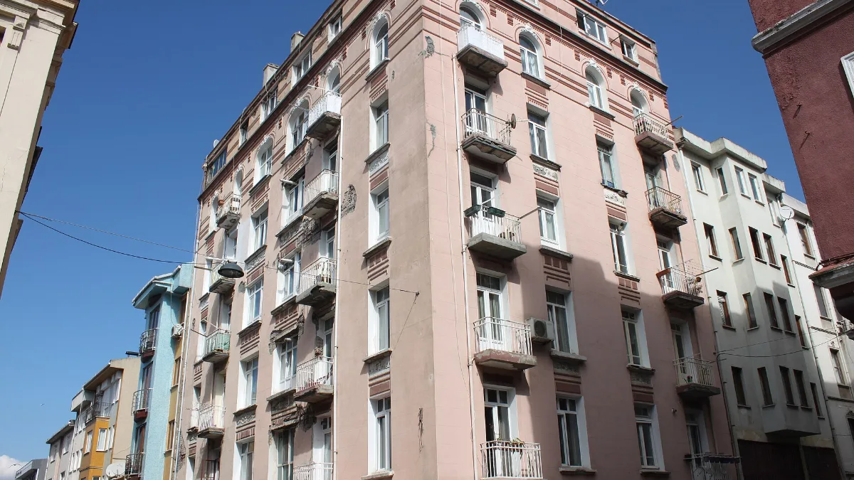 Apartment building in Kadıköy, Istanbul, a popular area for student accommodation in Turkey