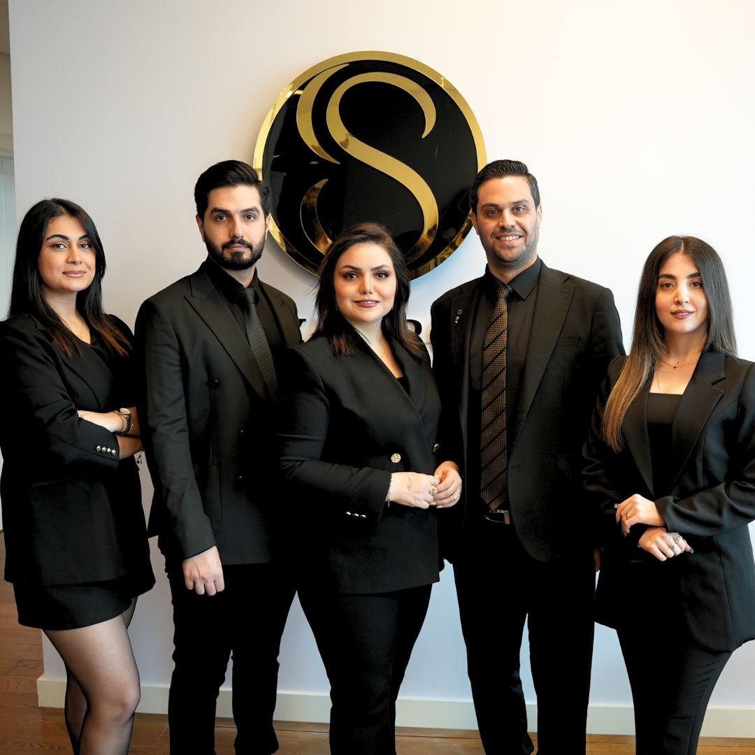 Команда Saya Group в офисе в Стамбуле